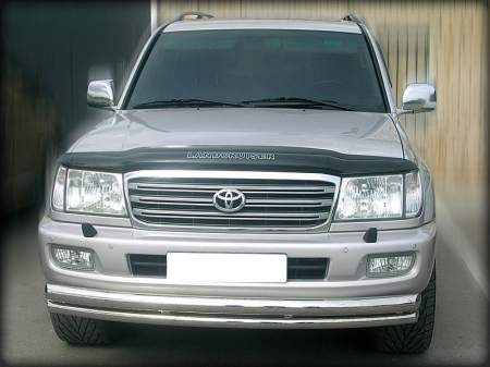 Toyota Land Cruiser 100 1998-2007г.в.-Дуга передняя по низу бампера d-76+60 радиусная двойная